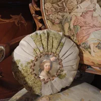 کوسن تزئینی