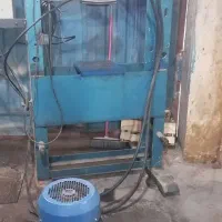 پرس 35 تن، هیدرولیک برقی، در حد نو،