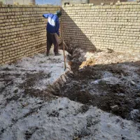 کارگر کار های روز مزد و کار های کنتراتی هستم