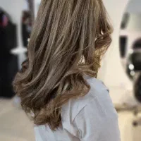 رنگ و لایت *اقتصادی *|خدمات آرایشگری و زیبایی|مشهد, فردوسی|دیوار