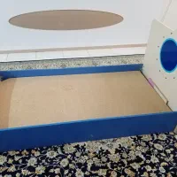 تخت کودک تمیز  در حد نو