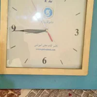 ساعت دیواری رنگ آبی فیروزه ایی موتورسالم