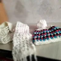 شال و کلاه بافت|لباس|ری, شهادت|دیوار