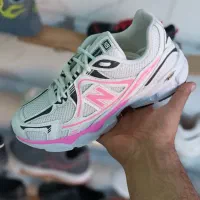 کفش والیبال نیوبالانس