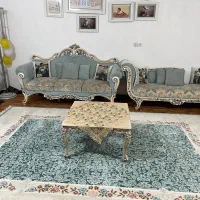 مبل و گل میز