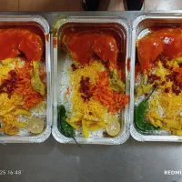 تهیه غذای عمو رضا