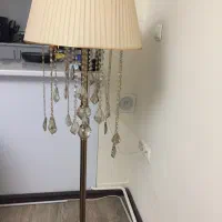 آباژور کنار سالن