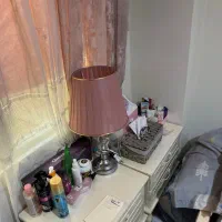 یک دست مبل هشت نفره همراه با سرویس چوب کامل|مبلمان خانگی و میز عسلی|تهران, سلسبیل شمالی|دیوار