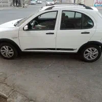 کوییک R سفید مشکی