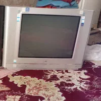 تلویزیون ۲۱ اینج