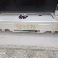 میز تلویزیون سالم وتمیز به فروشی میرسه