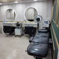 دعوت به همکاری ناخن کار شینیون کار و میکاپ آرتیست