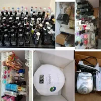 تمامی لوازم ناخن یکجا به فروش می رسد