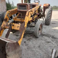 تراکتور  رومانی با بیل