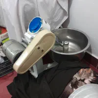 دستگاه خمیر گیر. قدیمی. بسیار تمیز.