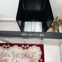 یک عدد هود ویک عدد فرگاز