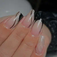 کاشت ناخن پودر و ژل