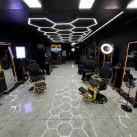 آرایشگر ماهر آقا