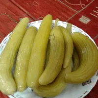 خیار شور خوشمزه خوشمزه  با خیار چنبر