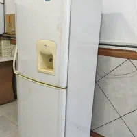 یخچال و فریزر فروزان