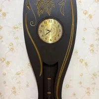 ساعت بسیار زیبا و شیک