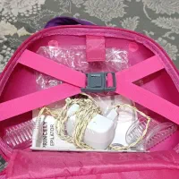 اپلیدی|آرایشی، بهداشتی، درمانی|رشت, فلسطین|دیوار