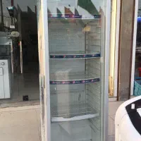 خریداریخچال ایستاده وفروش  ایستاده مغازه ویترینی