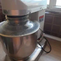 همزن رومیزی صنعتی حرفه ای