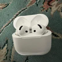 ایرپاد سری 4 بدون نویز کنسلینگ