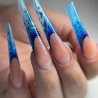 آموزش ناخنکاری مدرک بین المللی ومعرفی سالن جهت کار