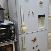 یخچال ایران شرق در حد نو