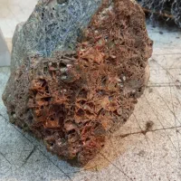 سنگهای خام|کلکسیون اشیاء عتیقه|طرقبه, |دیوار