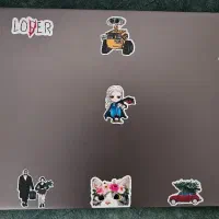 استیکر لپ تاپ و گوشی