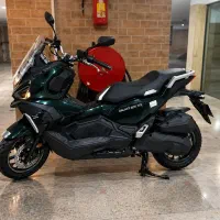 گلکسی adv 175 هاسکی