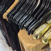 آویز چوب لباسی