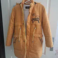 کاپشن در حد نو برای ۱۲ تا ۱۳ سال کاملا سالم