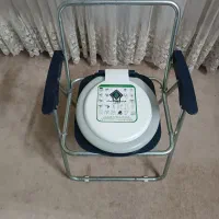 توالت فرنگی در حد نو