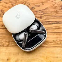 ایرپاد بلوتوث انکر لیبرتی 4 پرو