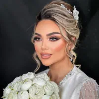 خدمات میکاپ شینیون با مناسبترین قیمت و باکیفیت|خدمات آرایشگری و زیبایی|شیراز, ملاصدرا|دیوار