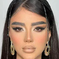 مرکز تخصصی میکاپ شینیون  (متریال گریم)