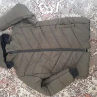 کاپشن نوجوان ، داخل خز