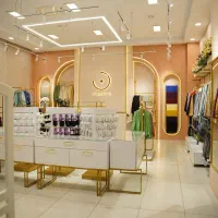 استخدام فروشنده لباس زنانه