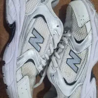 کتونی|کیف، کفش، کمربند|ساوه, |دیوار