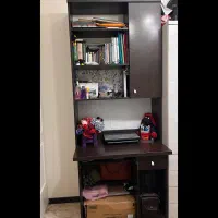میز تحریر و کتابخانه چوبی در حد نو