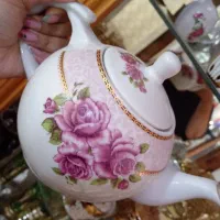 شکلات خوری و قوری نو