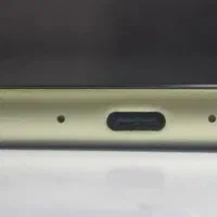 گوشی بسیار سالم وپلمپ