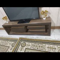 میز تلوزیون کاملا سالم بدون هیچ گونه رنگ پریدگی|میز تلویزیون|اهواز, کوی ترابری|دیوار