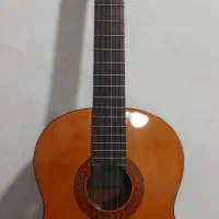 گیتار یاماها مدل C40 کاملا سالم