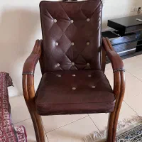 صندلی انتظار چوبی