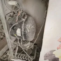 یخچال بستنی